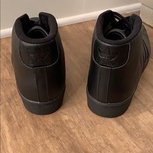 Adidas Men’s Pro Model Sneaker ((((BRAND NEW)))))